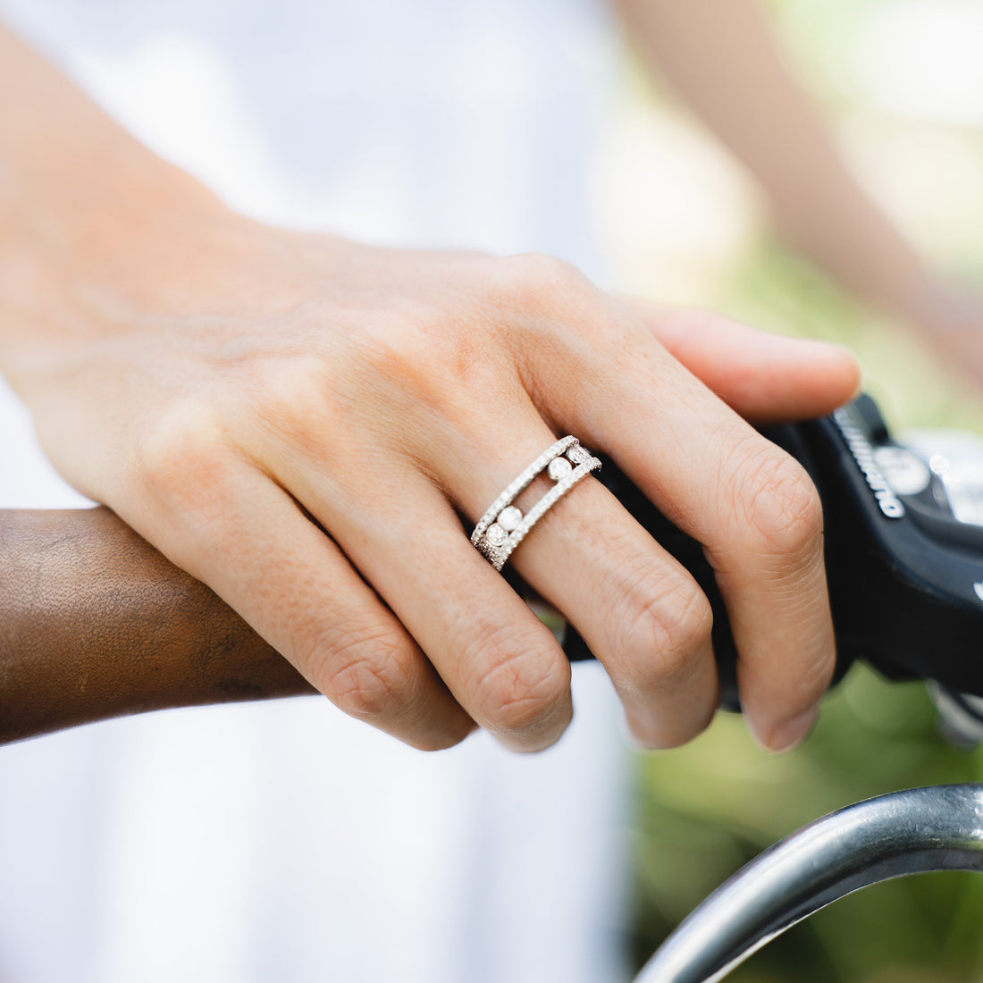 Dancing Diamond Ring