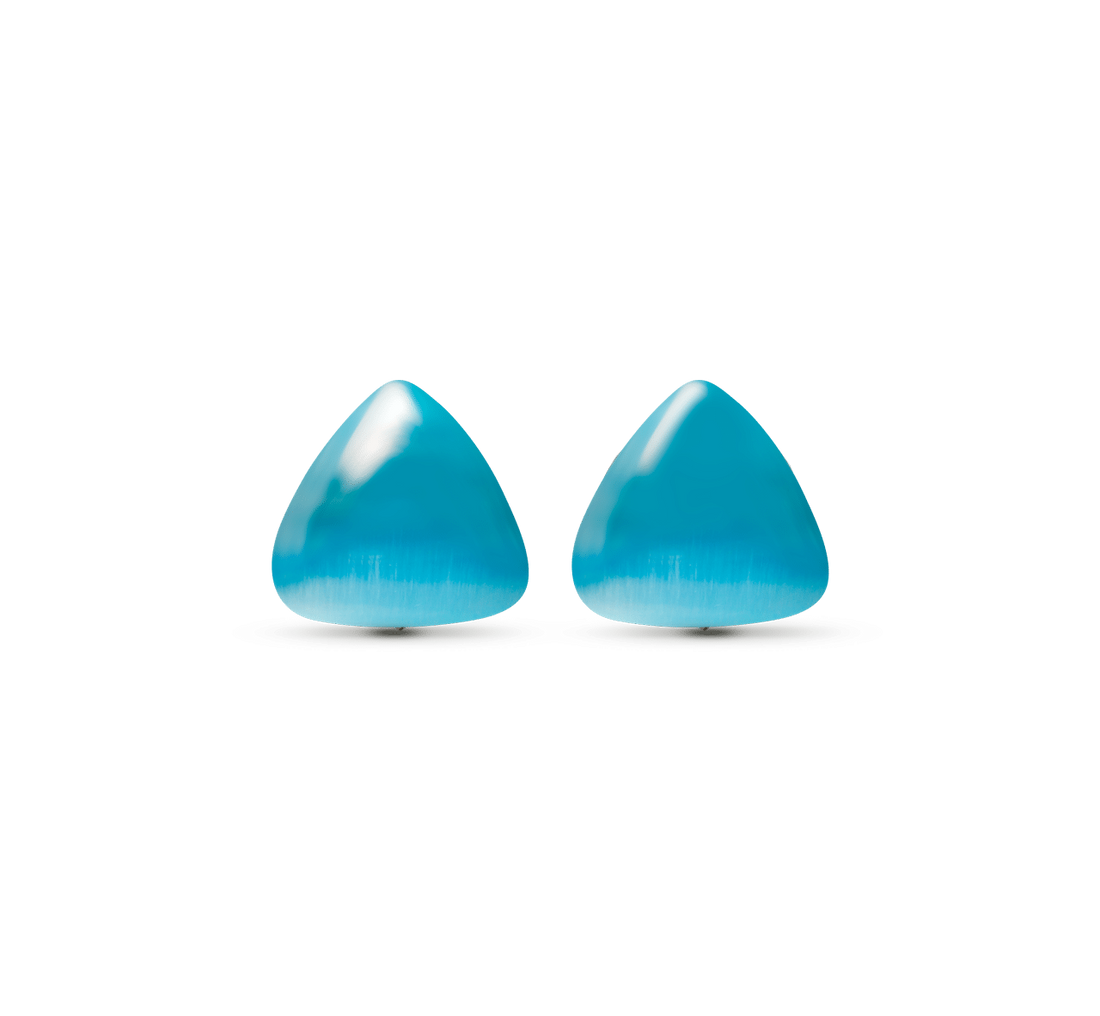 triangle-earrings-centered